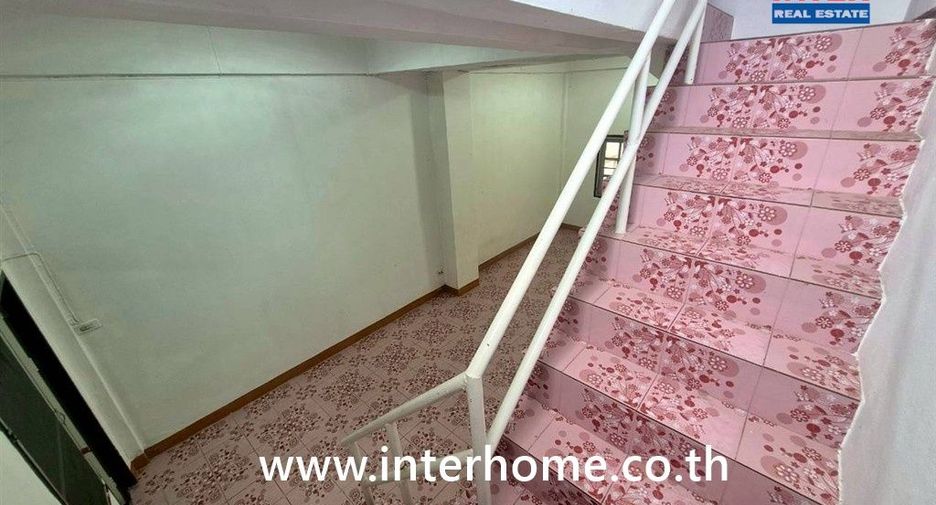 For sale 2 bedrooms townhouse in Lat Lum Kaeo, Pathum Thani