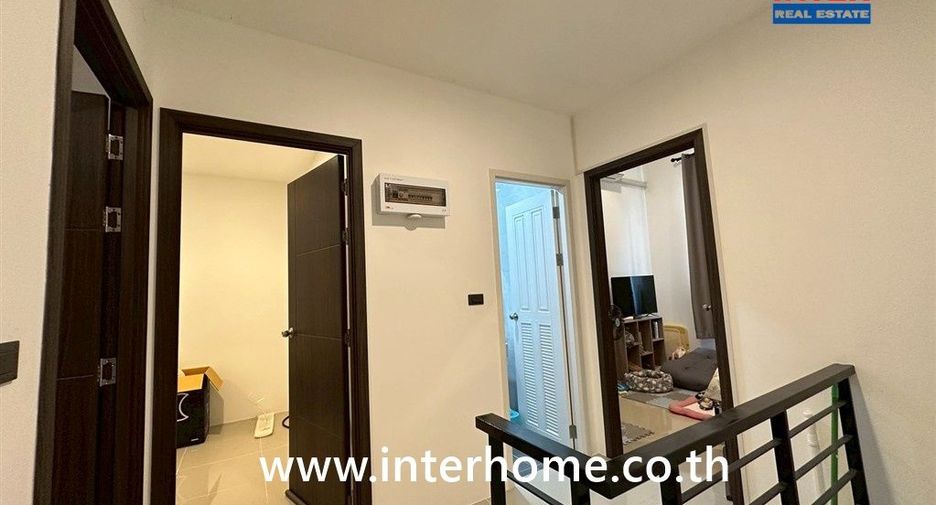 For sale 3 bedrooms townhouse in Khlong Luang, Pathum Thani