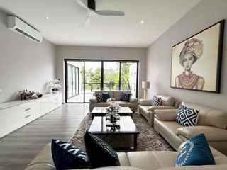 For rent 4 bedrooms villa in Mueang Chiang Mai, Chiang Mai