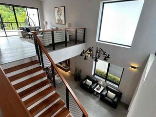 For rent 4 bedrooms villa in Mueang Chiang Mai, Chiang Mai