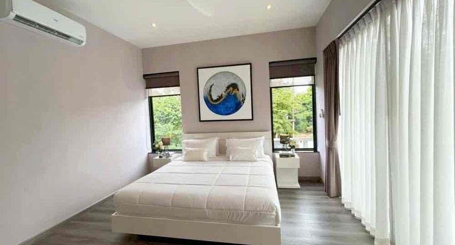 For rent 4 bedrooms villa in Mueang Chiang Mai, Chiang Mai
