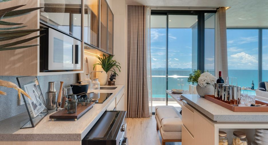 For sale 3 ベッドルーム condo in Bang Lamung, Chonburi