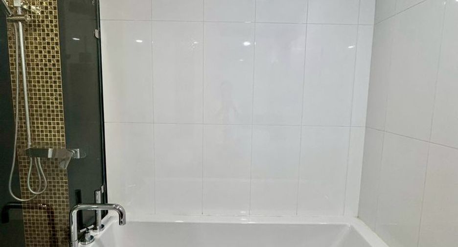 For rent 1 bed condo in Si Racha, Chonburi