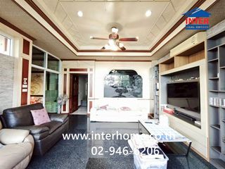 For sale 6 bedrooms house in Din Daeng, Bangkok
