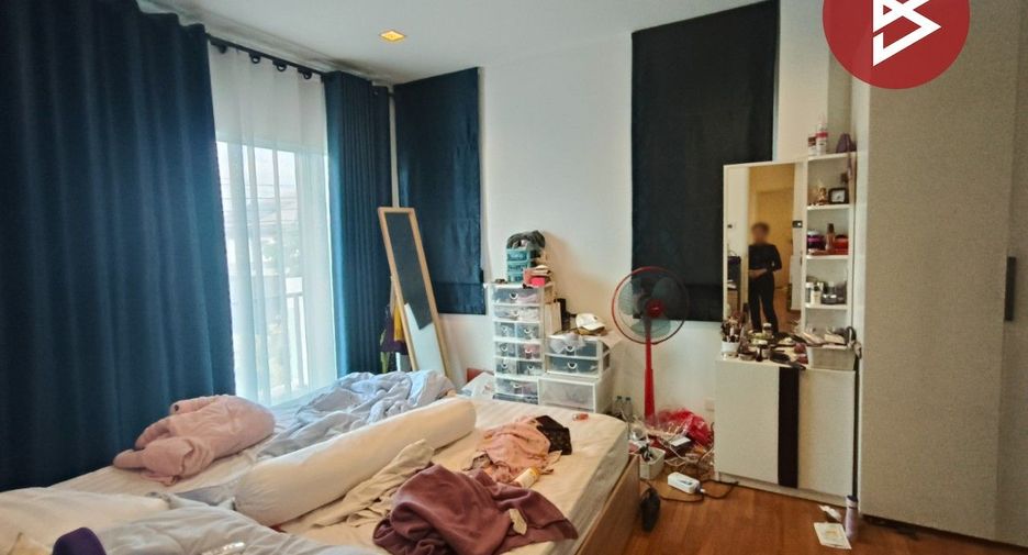 For sale 3 bedrooms house in Prawet, Bangkok