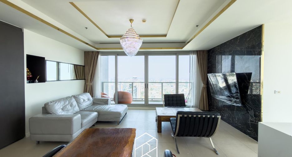 Condo en alquiler de 2 habitaciones en Sathon, Bangkok