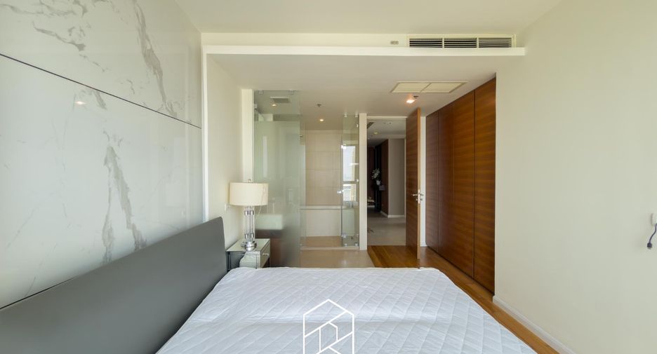 Condo en alquiler de 2 habitaciones en Sathon, Bangkok