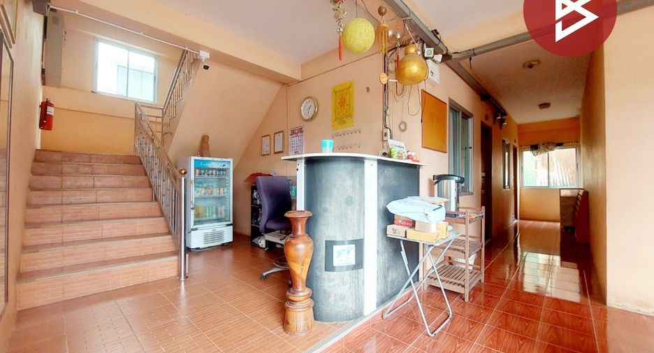 For sale serviced apartment in Mueang Udon Thani, Udon Thani