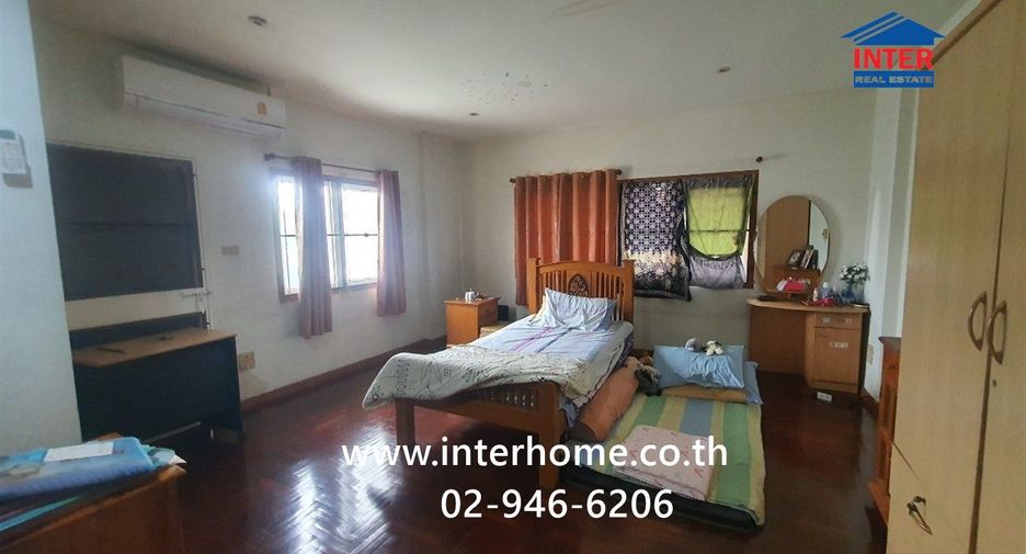 À vendre 4 chambres maison à Min Buri, Bangkok