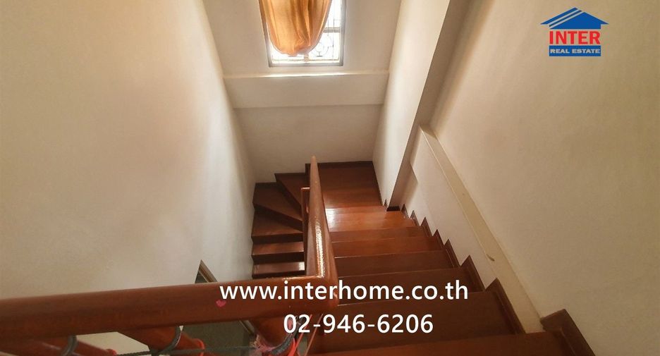 À vendre 4 chambres maison à Min Buri, Bangkok