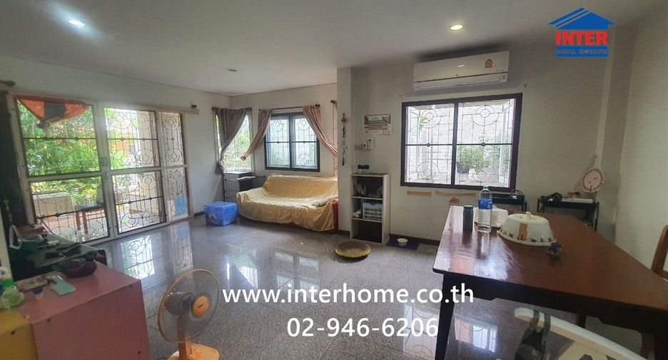 À vendre 4 chambres maison à Min Buri, Bangkok
