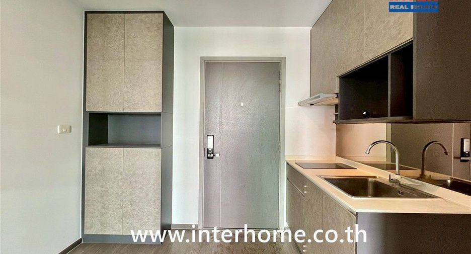 For sale 1 bed condo in Phaya Thai, Bangkok