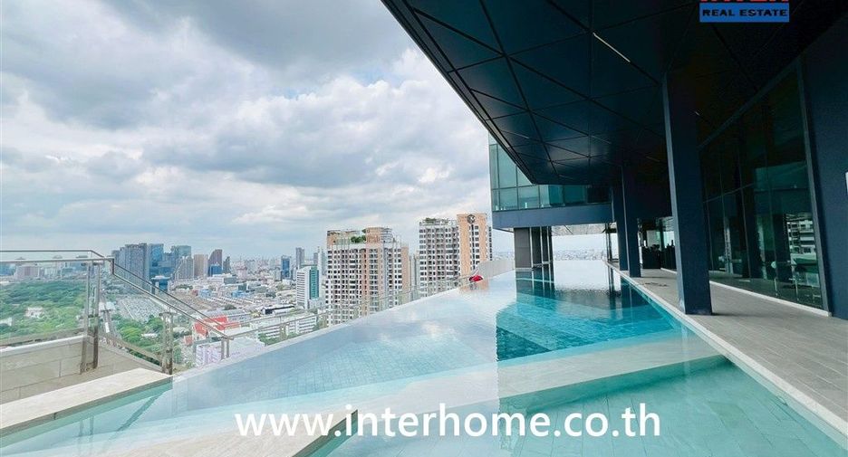 For sale 1 bed condo in Phaya Thai, Bangkok