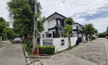 Casa en venta de 3 habitaciones en Bang Phli, Samut Prakan