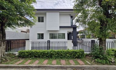 Casa en venta de 3 habitaciones en Bang Phli, Samut Prakan
