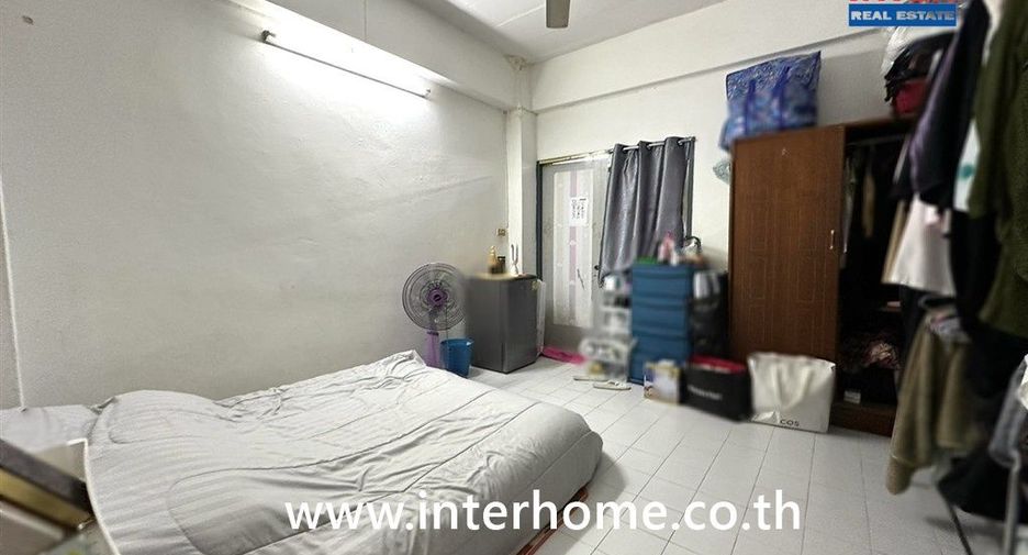 À vendre 48 chambres appartement à Wang Thonglang, Bangkok