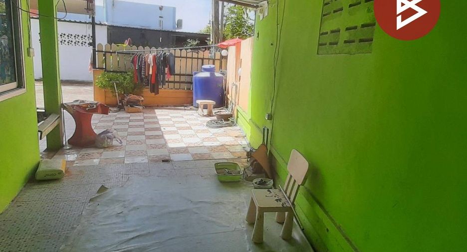 For sale 3 bedrooms townhouse in Si Racha, Chonburi