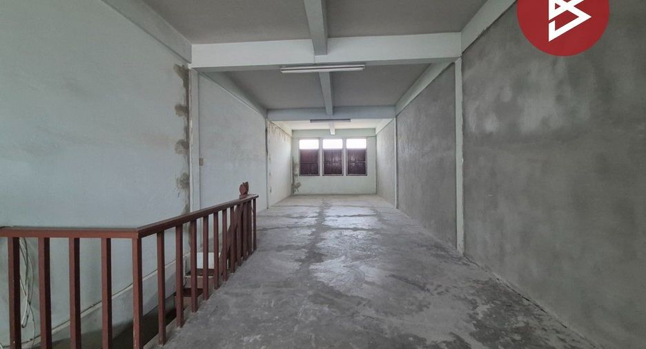 Gewerbefläche zum Kauf mit 1 Zimmer in Mueang Ratchaburi, Ratchaburi