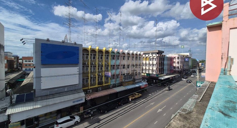 Gewerbefläche zum Kauf mit 1 Zimmer in Mueang Ratchaburi, Ratchaburi