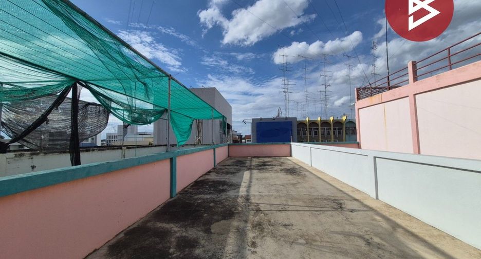 Gewerbefläche zum Kauf mit 1 Zimmer in Mueang Ratchaburi, Ratchaburi