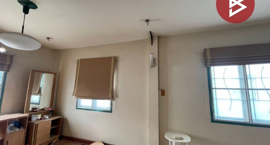 Casa adosada en venta de 2 habitaciones en Khlong Sam Wa, Bangkok