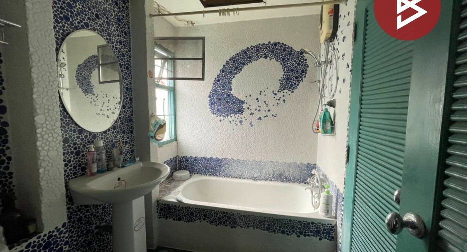 Casa adosada en venta de 2 habitaciones en Khlong Sam Wa, Bangkok
