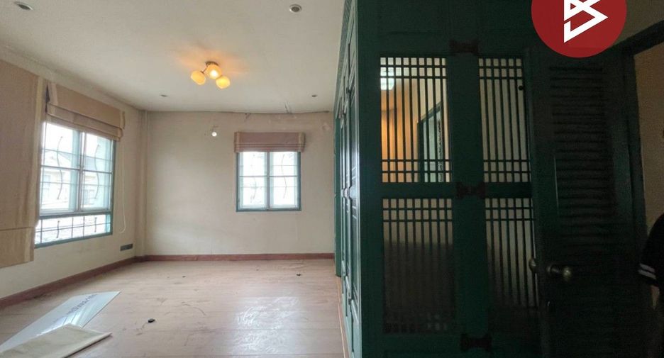 Casa adosada en venta de 2 habitaciones en Khlong Sam Wa, Bangkok