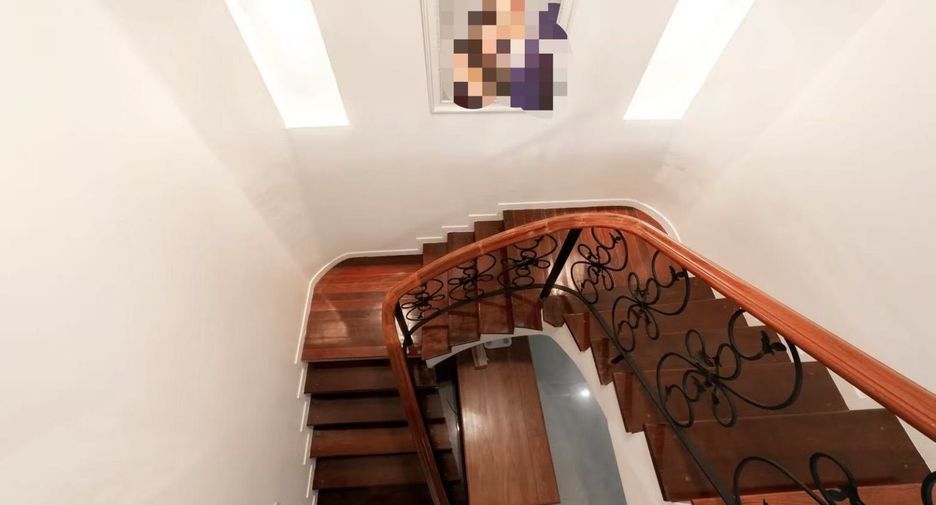 Haus zum Kauf mit 5 Zimmer in Bang Khen, Bangkok