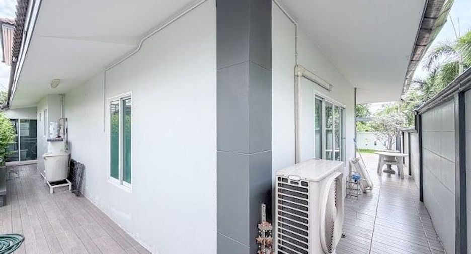 Haus zum Kauf mit 5 Zimmer in Bang Khen, Bangkok