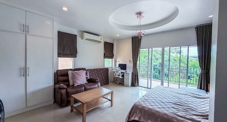Haus zum Kauf mit 5 Zimmer in Bang Khen, Bangkok
