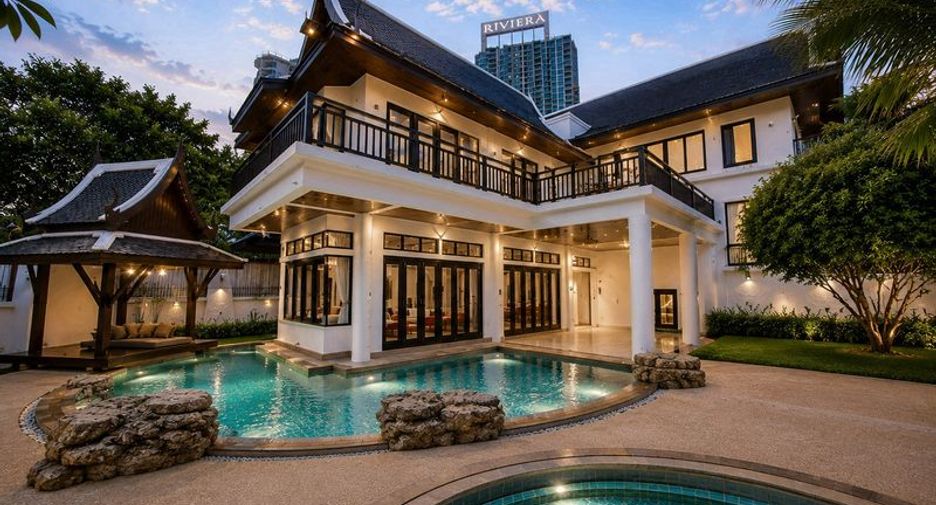 For rent 4 bedrooms villa in Jomtien, Pattaya