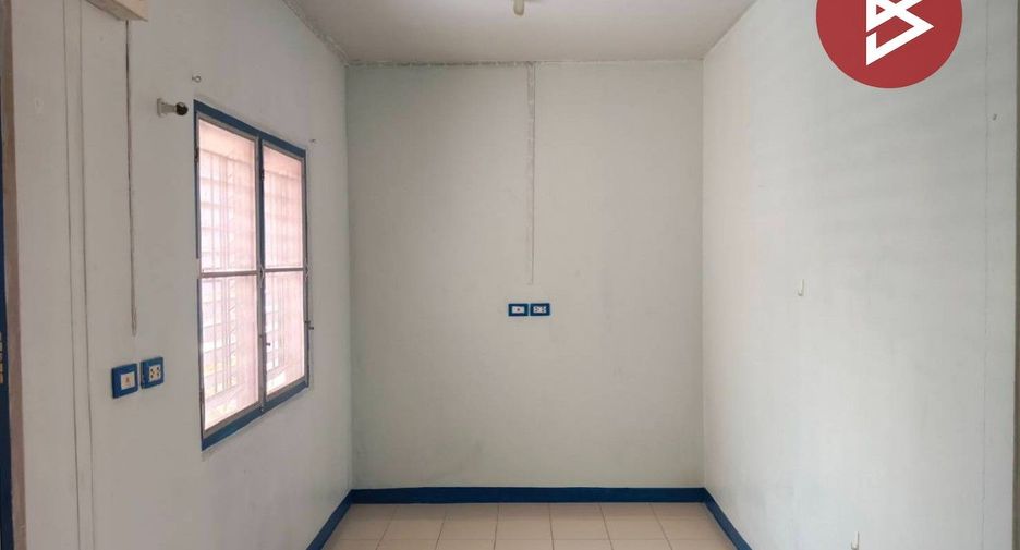 For sale 1 bed condo in Mueang Samut Prakan, Samut Prakan