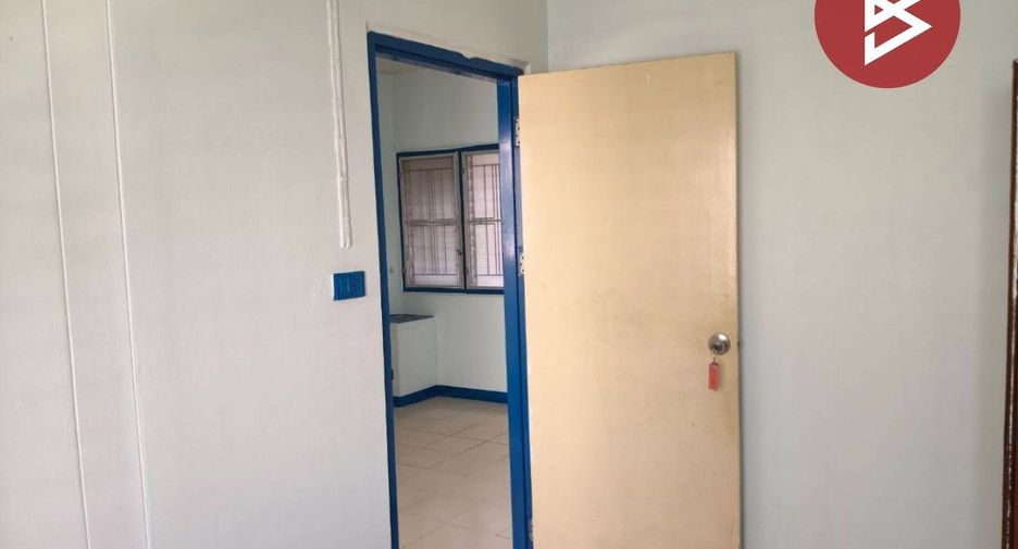 For sale 1 bed condo in Mueang Samut Prakan, Samut Prakan