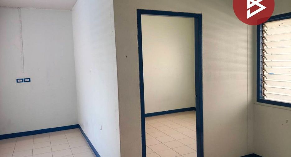 For sale 1 bed condo in Mueang Samut Prakan, Samut Prakan