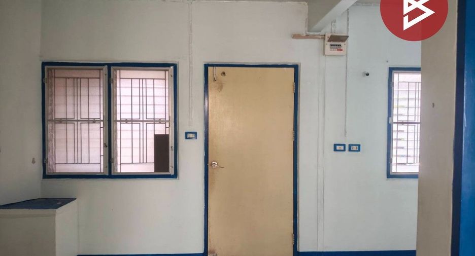 For sale 1 bed condo in Mueang Samut Prakan, Samut Prakan