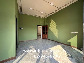 Almacén en venta en Phra Samut Chedi, Samut Prakan