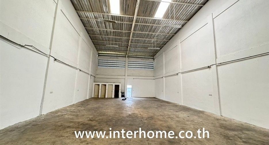 Almacén en venta en Phra Samut Chedi, Samut Prakan