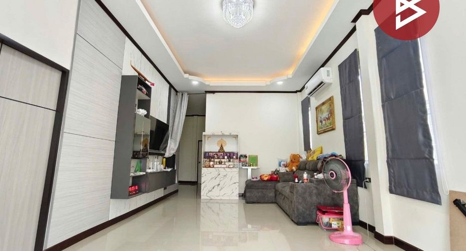 For sale 3 bedrooms house in Photharam, Ratchaburi
