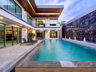 For sale 6 bedrooms villa in Bang Lamung, Chonburi