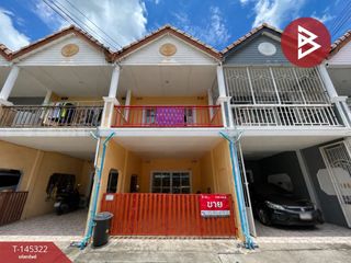 Продажа 2 спальни таунхаус в Mueang Chon Buri, Чонбури