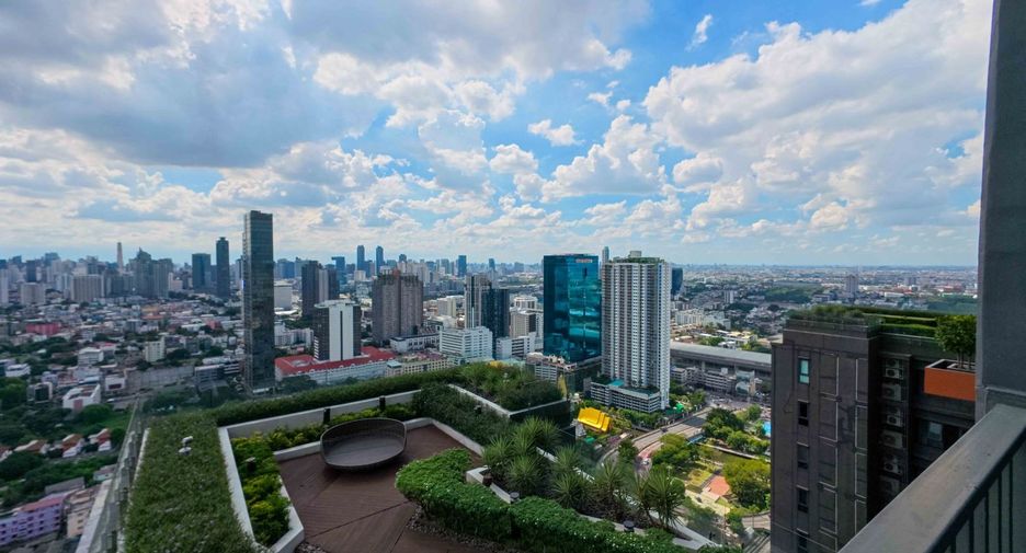 ขาย 2 ห้องนอน คอนโด ใน วัฒนา, กรุงเทพฯ