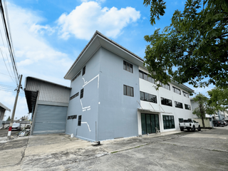 For rent warehouse in Saphan Sung, Bangkok
