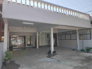 For rent 4 ベッドルーム retail Space in Mueang Chiang Mai, Chiang Mai