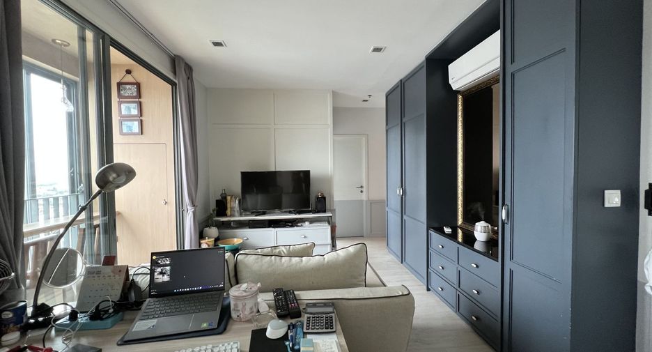 For sale 2 bedrooms condo in Phra Khanong, Bangkok