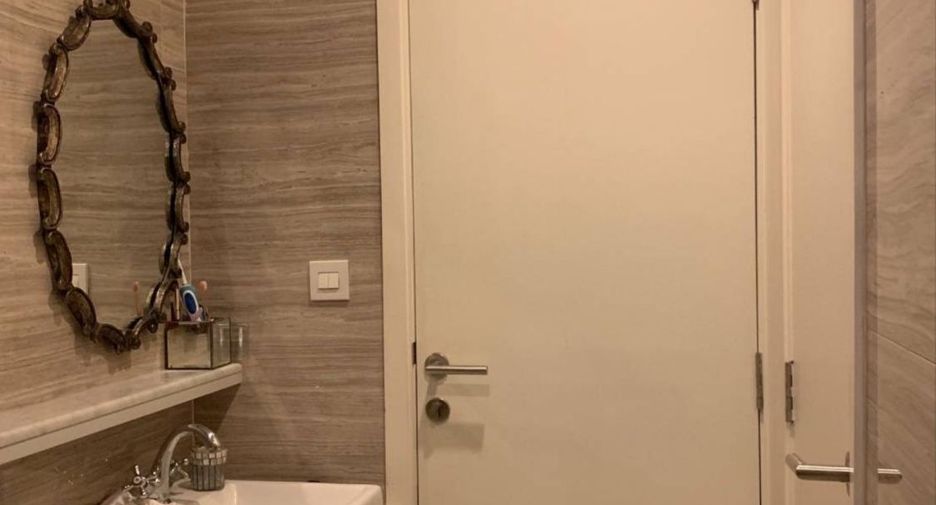 For sale 2 bedrooms condo in Phra Khanong, Bangkok
