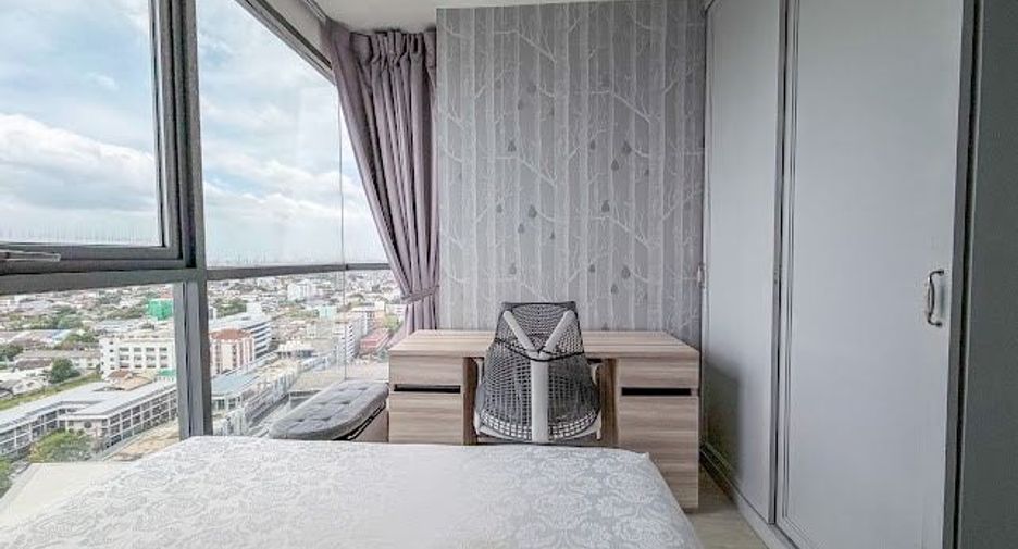 For sale 2 bedrooms condo in Phra Khanong, Bangkok