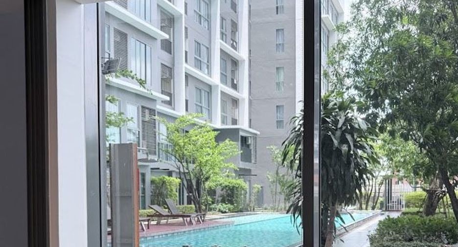 For sale 2 bedrooms condo in Phra Khanong, Bangkok