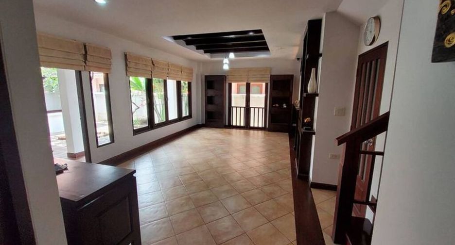 À louer 3 chambres maison à Bang Yai, Nonthaburi