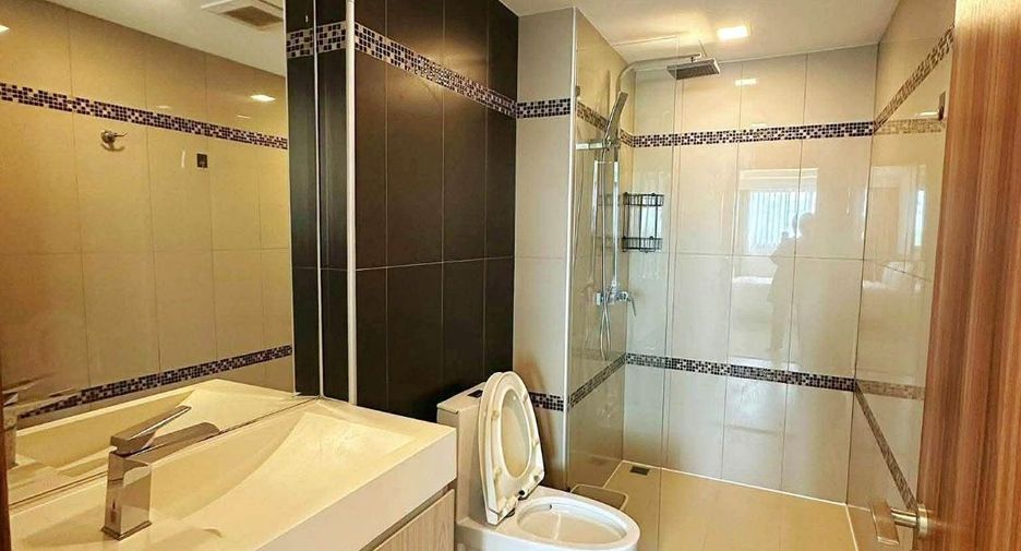For sale 2 bedrooms condo in Jomtien, Pattaya