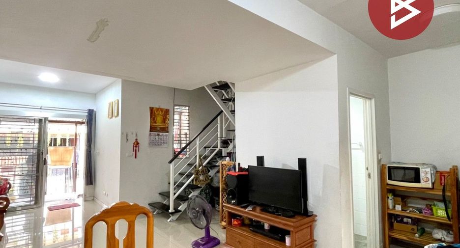 For sale 3 bedrooms townhouse in Phra Samut Chedi, Samut Prakan